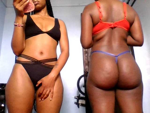 Slutgals2's BongaCams show and profile