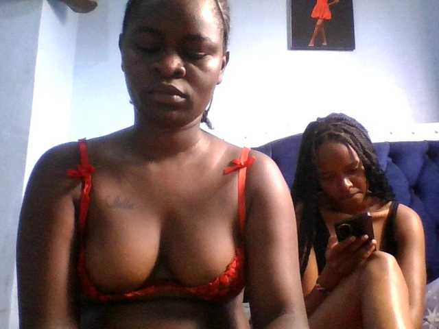 Slutgals2's BongaCams show and profile