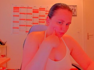 Elieen2 Porn Show