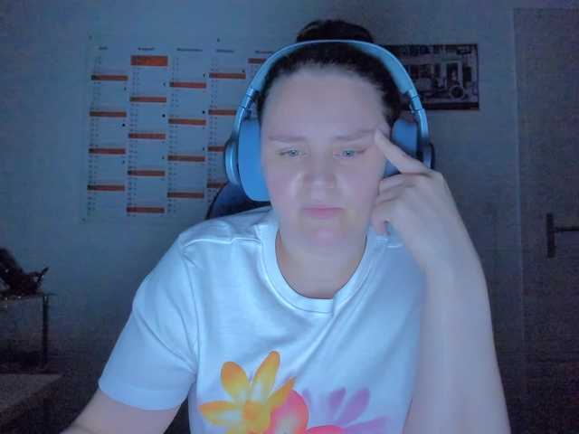 Elieen2 live cam on BongaCams