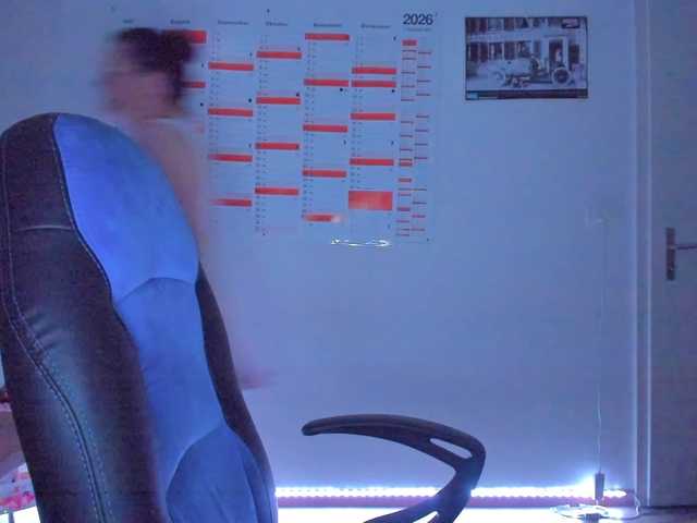 Elieen2 live cam on BongaCams