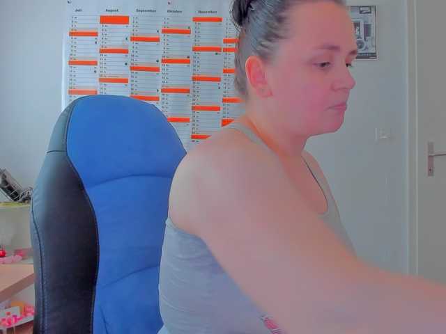 Elieen2 live webcam show