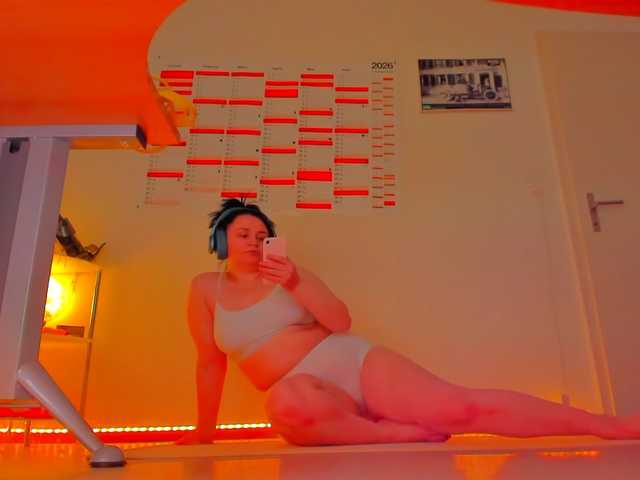 le modèle Elieen2 est en webcam porno dans un show sur le site bongacams, il possède les tags suivants: White/Caucasian,Brunette,Shaved