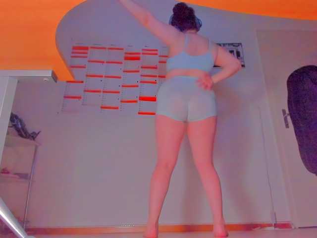 Elieen2 live cam on BongaCams