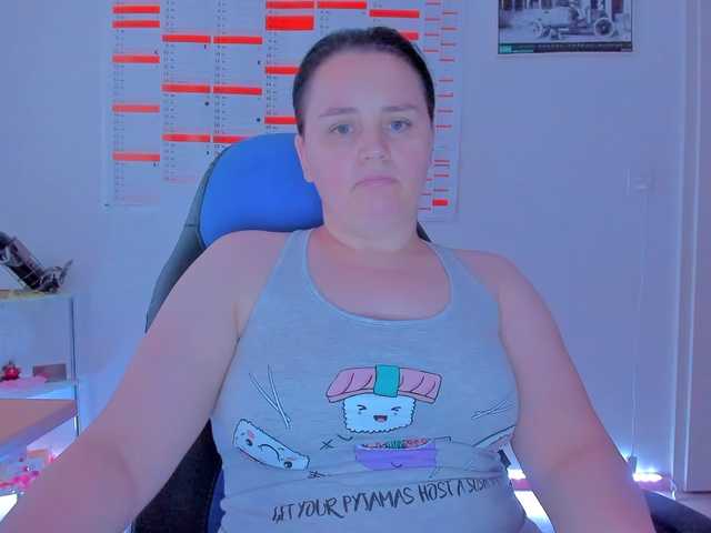 Elieen2 live cam on BongaCams