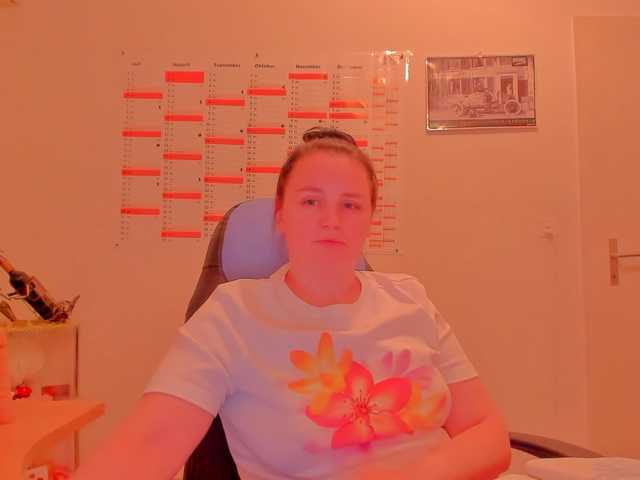 Elieen2 live cam on BongaCams