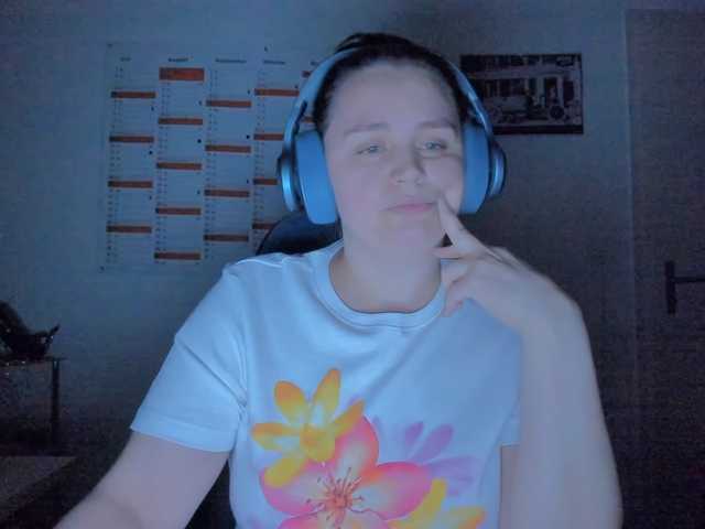 Elieen2 live cam on BongaCams