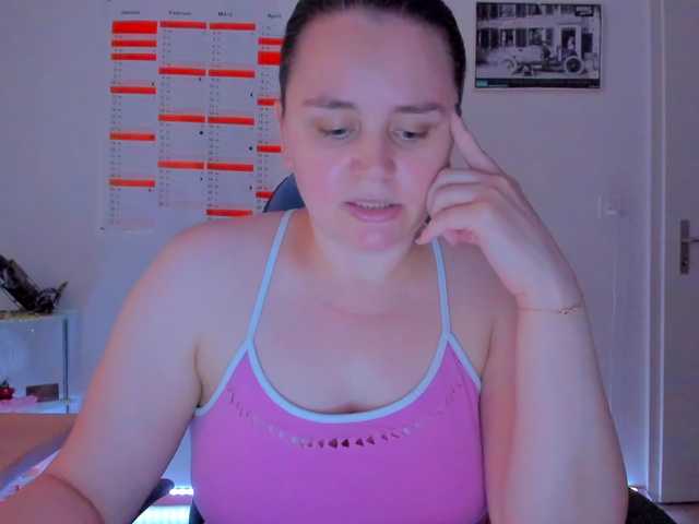 Elieen2 live cam on BongaCams