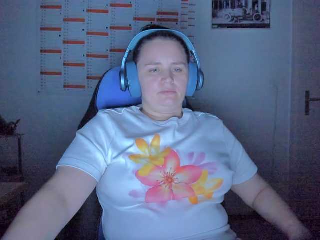 Elieen2 live cam on BongaCams