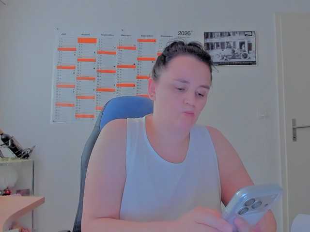 Elieen2 live cam on BongaCams