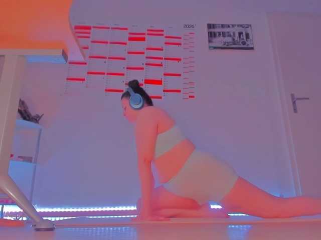 Elieen2 live cam on BongaCams