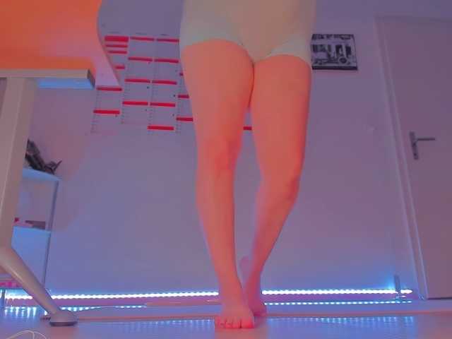 Elieen2 live cam on BongaCams