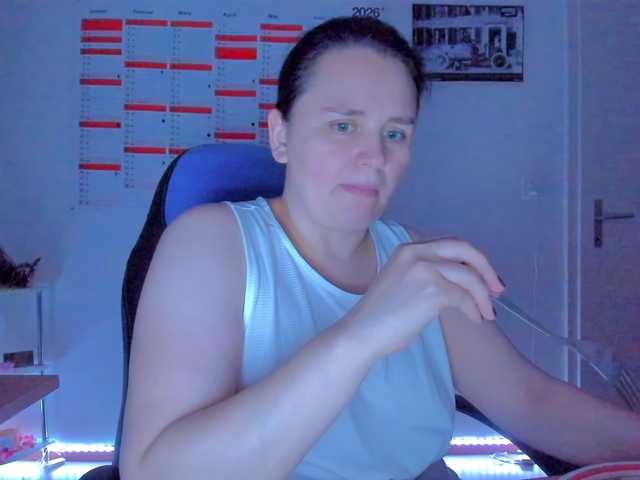 Elieen2 live cam on BongaCams