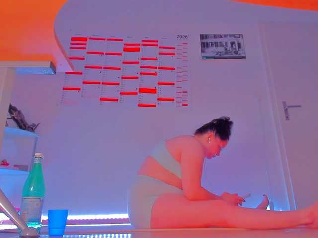 Elieen2 live cam on BongaCams