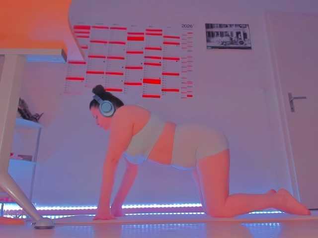 Elieen2 live cam on BongaCams
