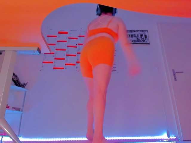Elieen2 live cam on BongaCams