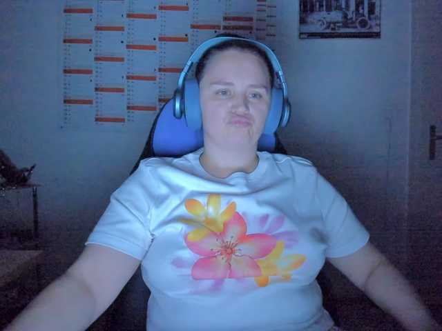 Elieen2 live cam on BongaCams