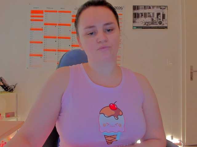 Elieen2's BongaCams show and profile