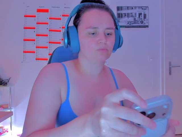 Elieen2 live webcam show