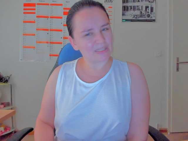 Elieen2 live cam on BongaCams