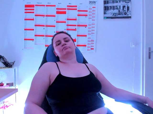 Elieen2 live cam on BongaCams