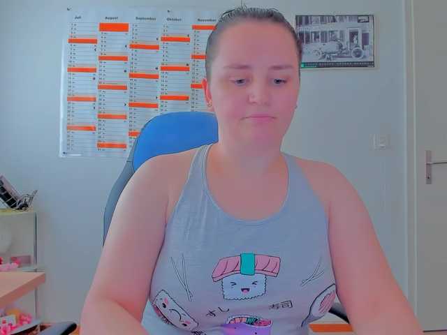 Elieen2 live cam on BongaCams