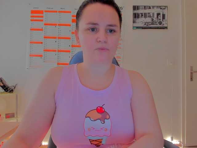 Elieen2's BongaCams show and profile