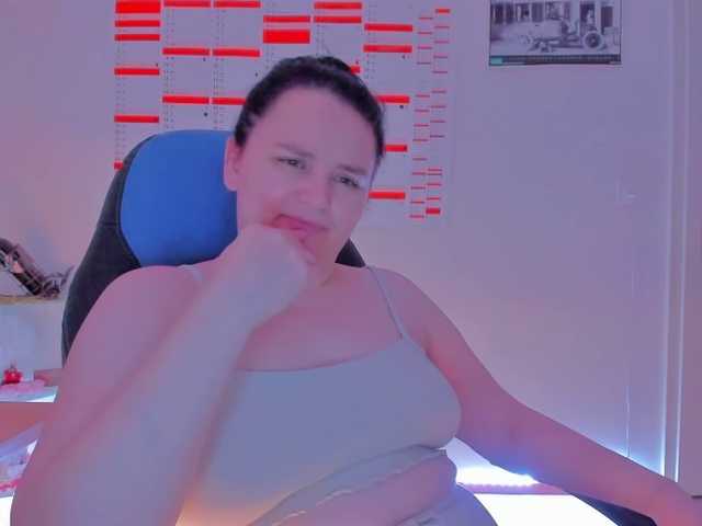 Elieen2 live cam on BongaCams
