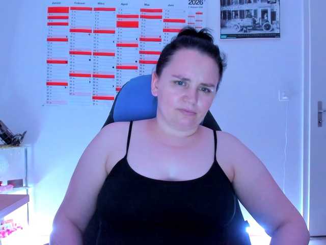 Elieen2 live cam on BongaCams