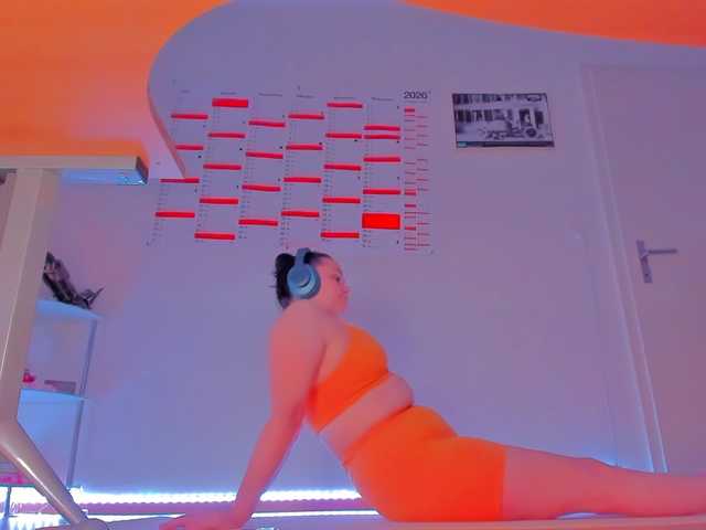 Elieen2 live cam on BongaCams
