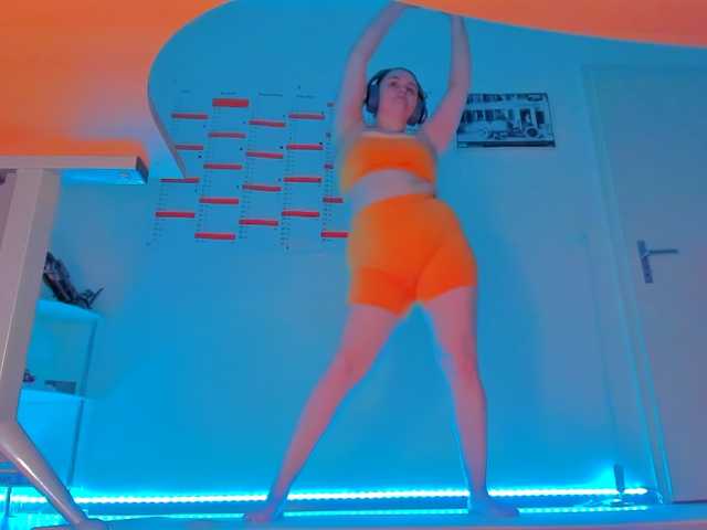 Elieen2 live cam on BongaCams