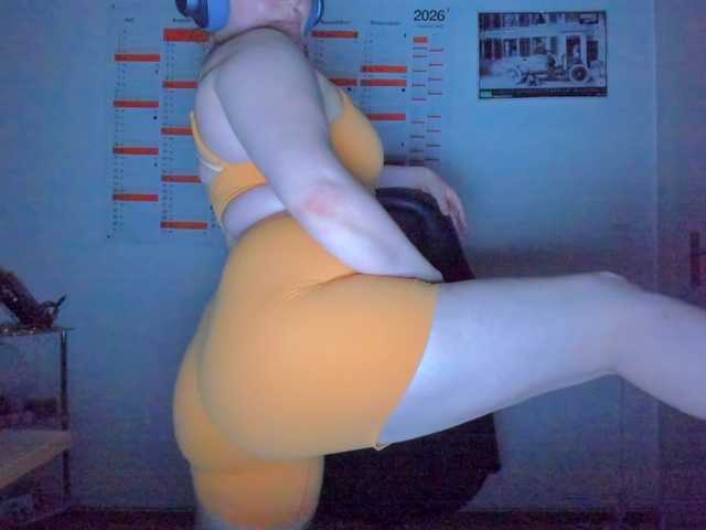 Elieen2 live cam on BongaCams