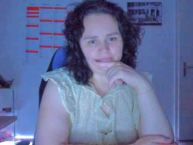 Model: Elieen2