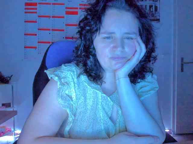 Model: Elieen2