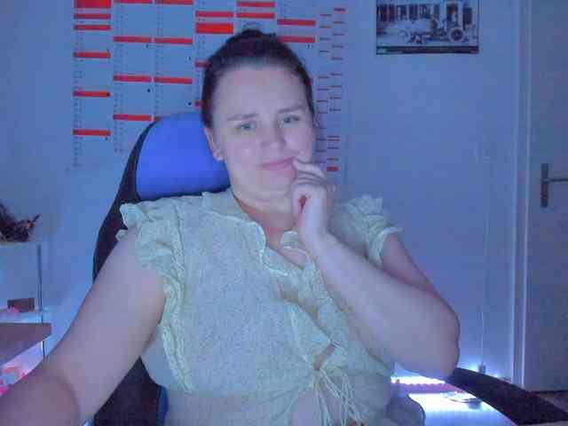 Model: Elieen2
