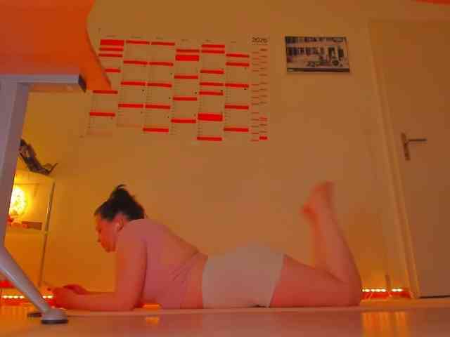 Elieen2 Live Webcam on BongaCams