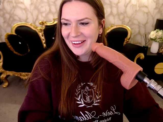 AliceOfWonders live cam on BongaCams