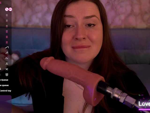 AliceOfWonders live cam on BongaCams