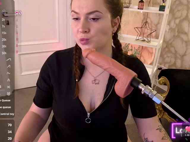 AliceOfWonders webcam