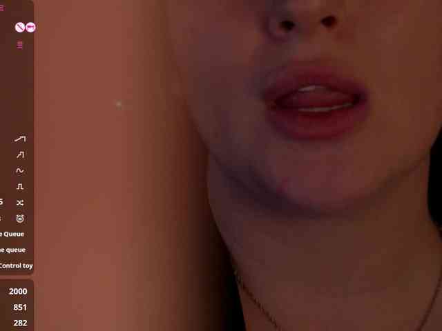 AliceOfWonders webcam