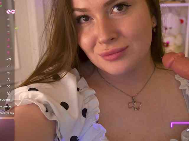 AliceOfWonders webcam