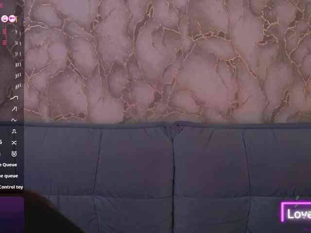 AliceOfWonders webcam