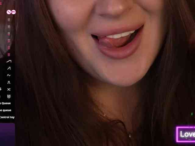 AliceOfWonders webcam