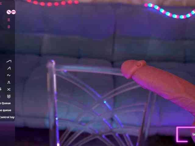 AliceOfWonders webcam
