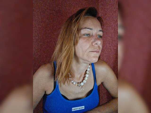 krisred live cam on BongaCams