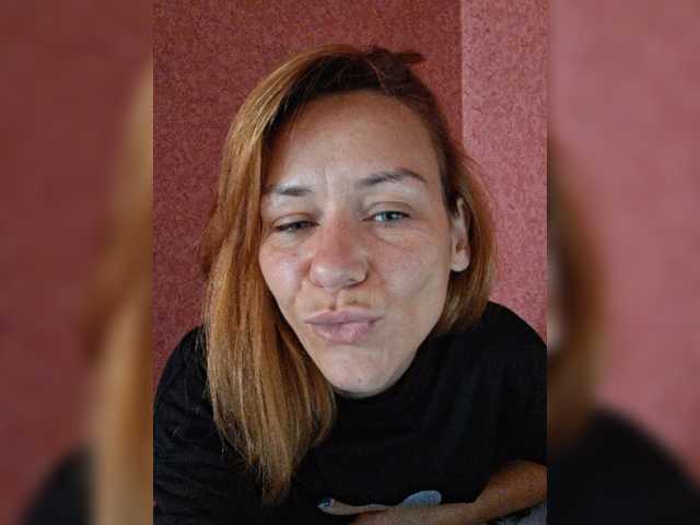 krisred live webcam show