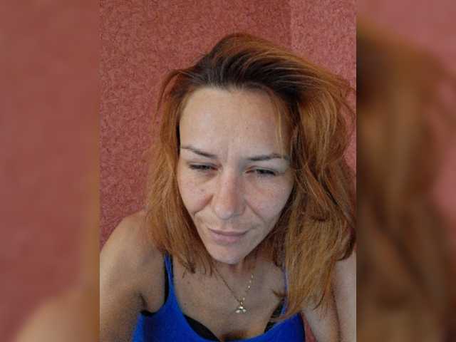 krisred live cam on BongaCams