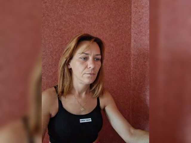 krisred live cam on BongaCams