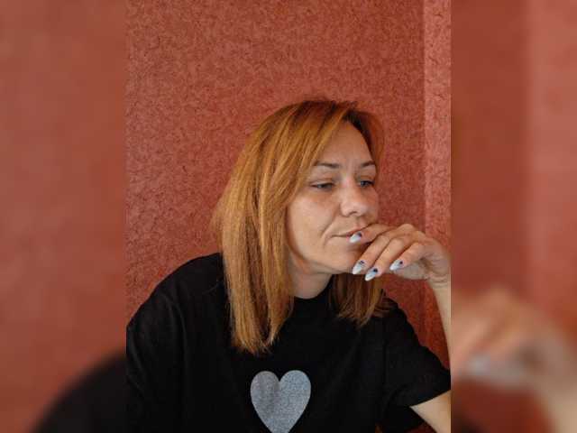 krisred live cam on BongaCams