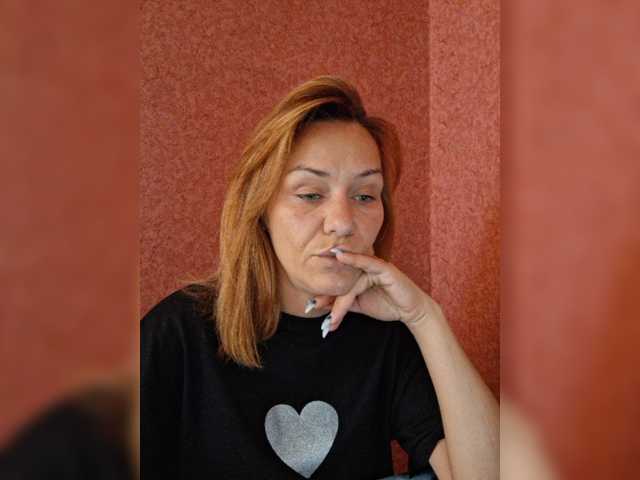 krisred live webcam show
